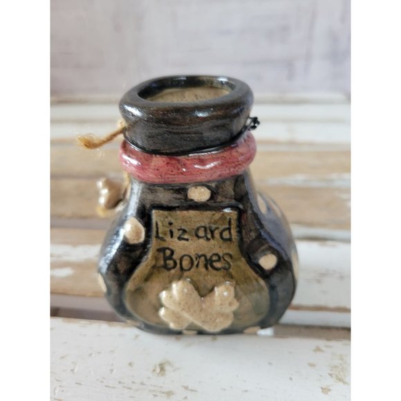 Lizard bones jar Halloween prop pottery bottle jar steampunk - Picture 1 of 7